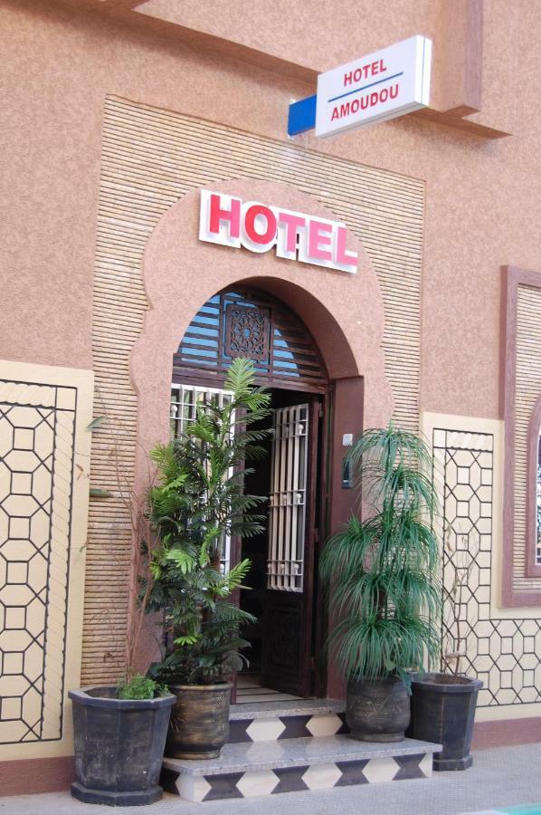 Hotel Amoudou فندق أمودو 提兹尼特 外观 照片