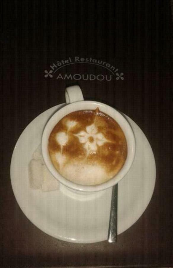Hotel Amoudou فندق أمودو 提兹尼特 外观 照片